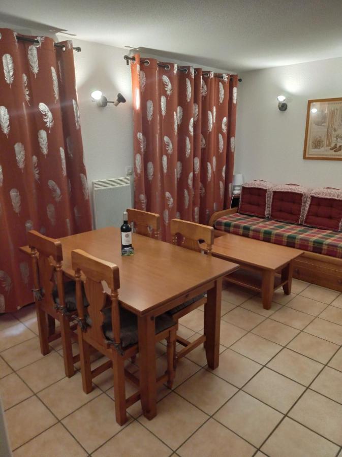 Agreable Appartement Avec Balcon Dans Residence Calme كوتيريه المظهر الخارجي الصورة